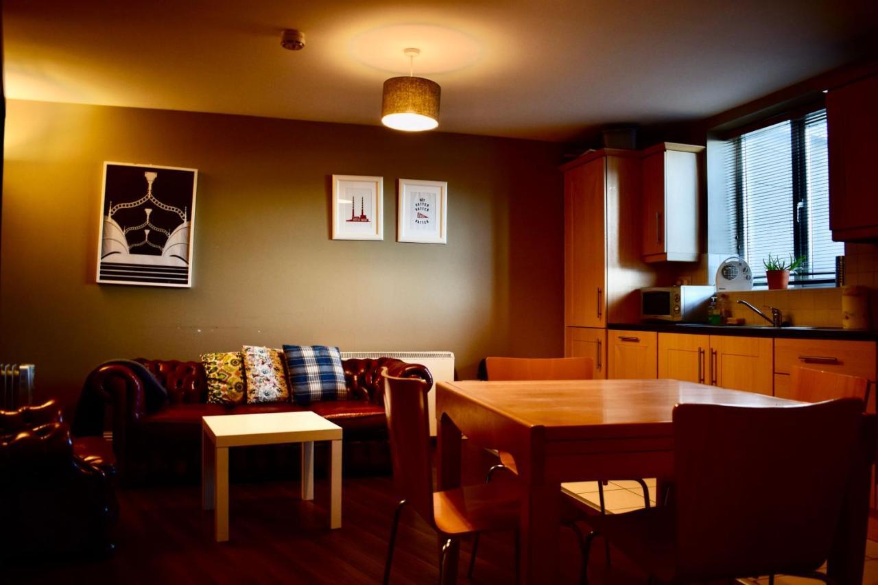 Apartment Modern 2 Bedroom Flat Above Family Run Pub Dublin